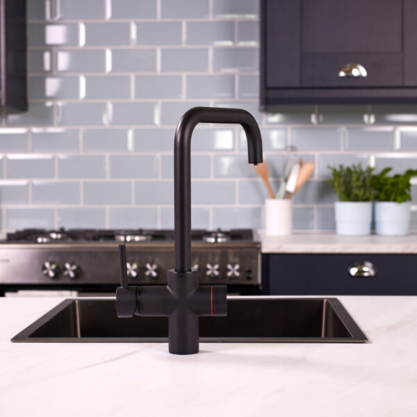 BIO 3 in 1 Instant Biometric Hot Water Kit - Image 8