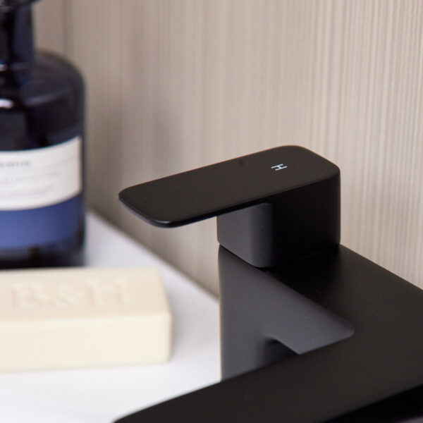LANZA Bath Filler - Image 17