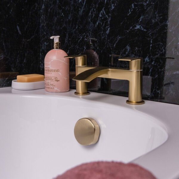 Easy-Clean Pop-Up Bath Waste & Overflow - Image 5