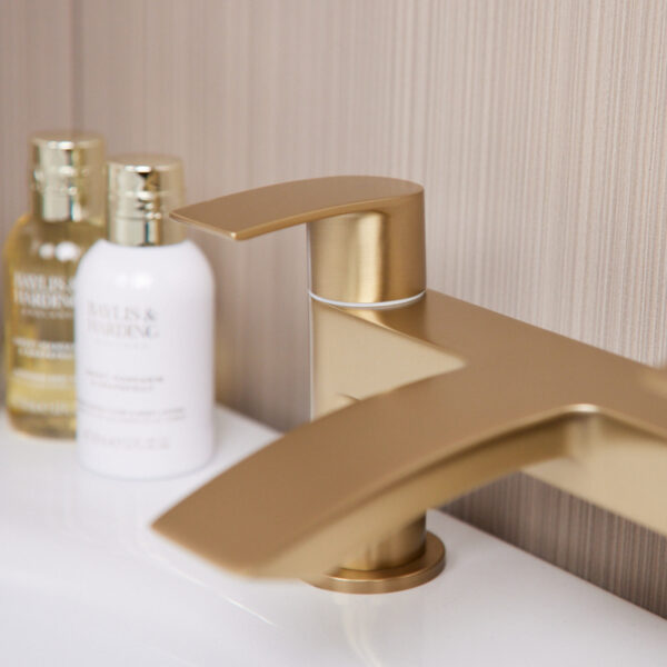 SPEAR Bath Filler - Image 12