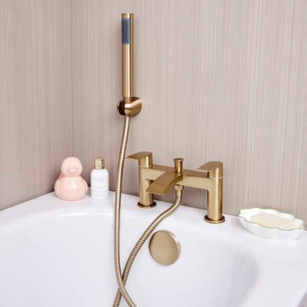 SPEAR Bath Shower Mixer with Handset and Bracket - Image 16