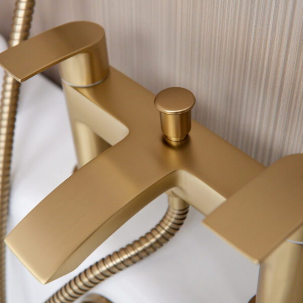 SPEAR Bath Shower Mixer with Handset and Bracket - Image 14