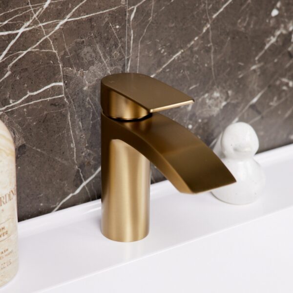 SPEAR Mono Basin Mixer - Image 7