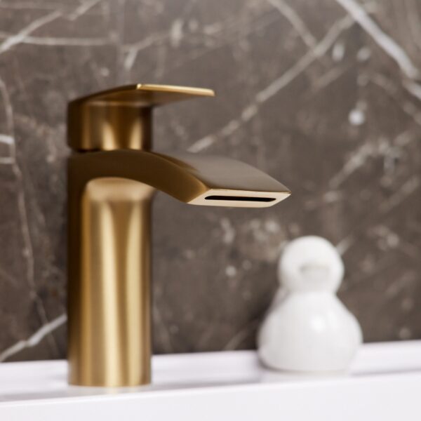 SPEAR Mono Basin Mixer - Image 9