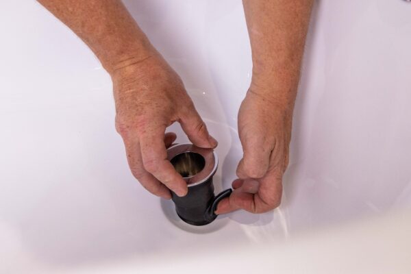 Bath Waste Top Fix - Image 15