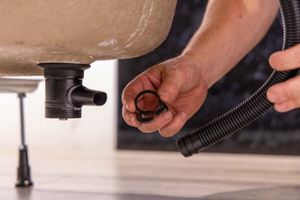 Bath Waste Top Fix - Image 21