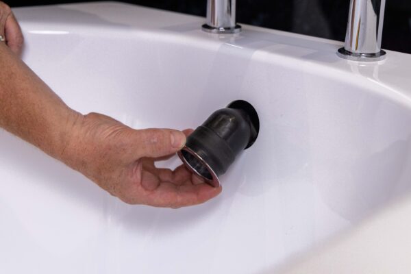 Bath Waste Top Fix - Image 7