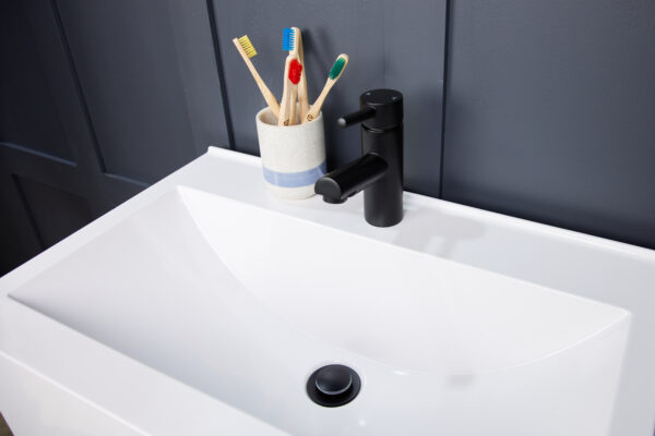 Basin Waste Top Fix Slotted - Image 11