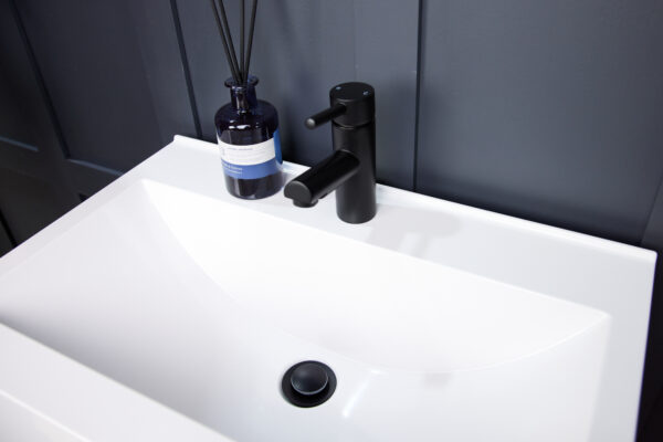 Basin Waste Top Fix Unslotted - Image 16